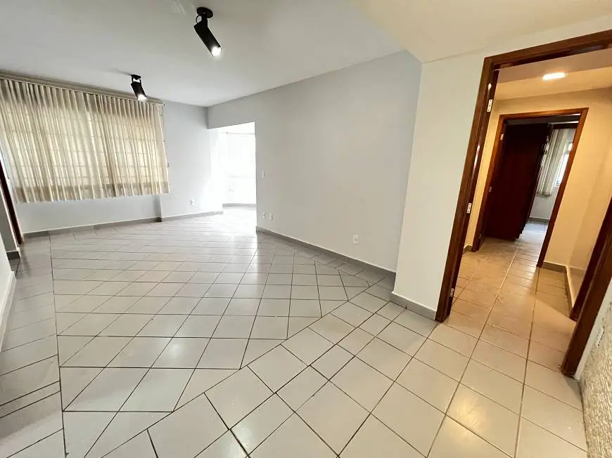 Foto 1 de Apartamento com 3 Quartos à venda, 107m² em Setor Bueno, Goiânia