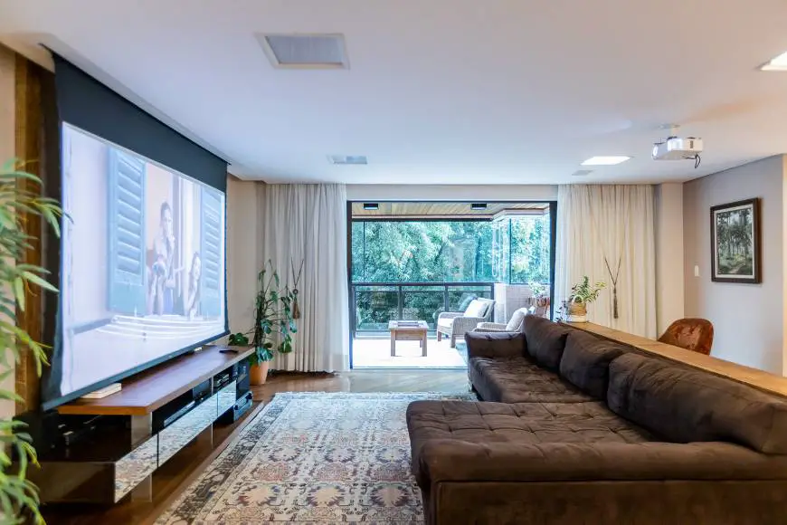 Foto 1 de Apartamento com 4 Quartos à venda, 213m² em Ahú, Curitiba