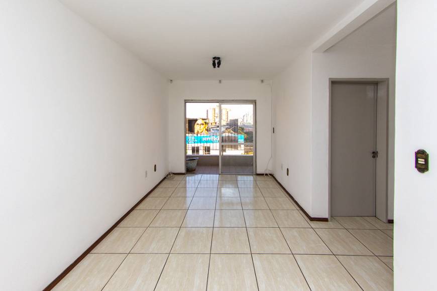 Foto 1 de Apartamento com 4 Quartos para alugar, 170m² em Centro, Santa Maria