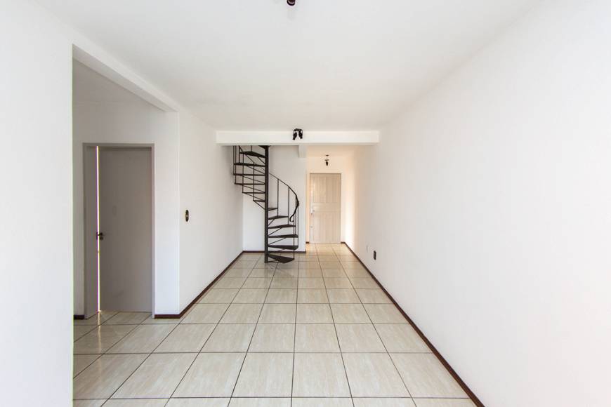 Foto 2 de Apartamento com 4 Quartos para alugar, 170m² em Centro, Santa Maria
