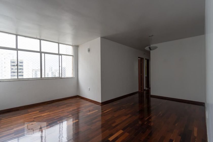 Foto 1 de Apartamento com 4 Quartos para alugar, 100m² em Garcia, Salvador