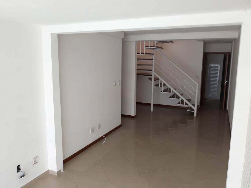 Foto 1 de Apartamento com 4 Quartos à venda, 180m² em Itapuã, Vila Velha