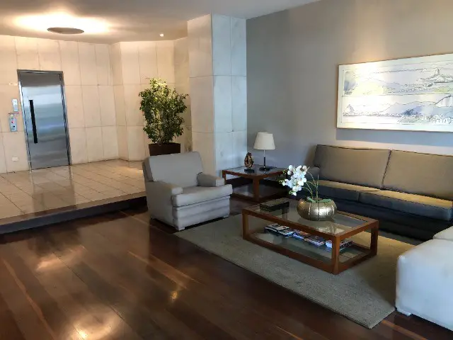 Foto 2 de Apartamento com 4 Quartos à venda, 161m² em Laranjeiras, Rio de Janeiro