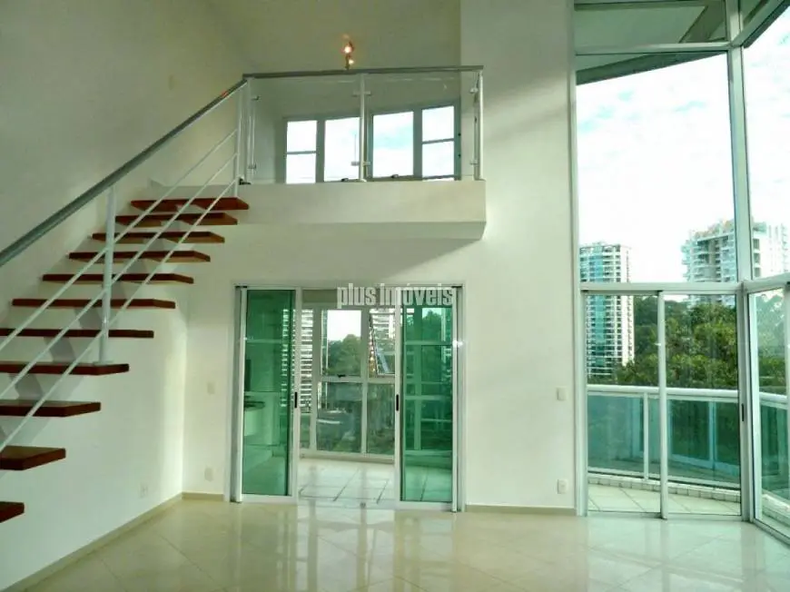 Foto 3 de Apartamento com 4 Quartos para alugar, 212m² em Villaggio Panamby, São Paulo