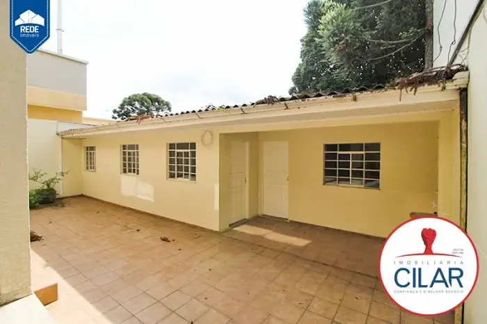 Foto 1 de Casa com 2 Quartos para alugar, 49m² em Guaíra, Curitiba