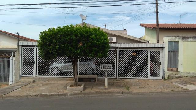 Foto 3 de Casa com 2 Quartos à venda, 220m² em Jardim Alvorada, Cosmópolis