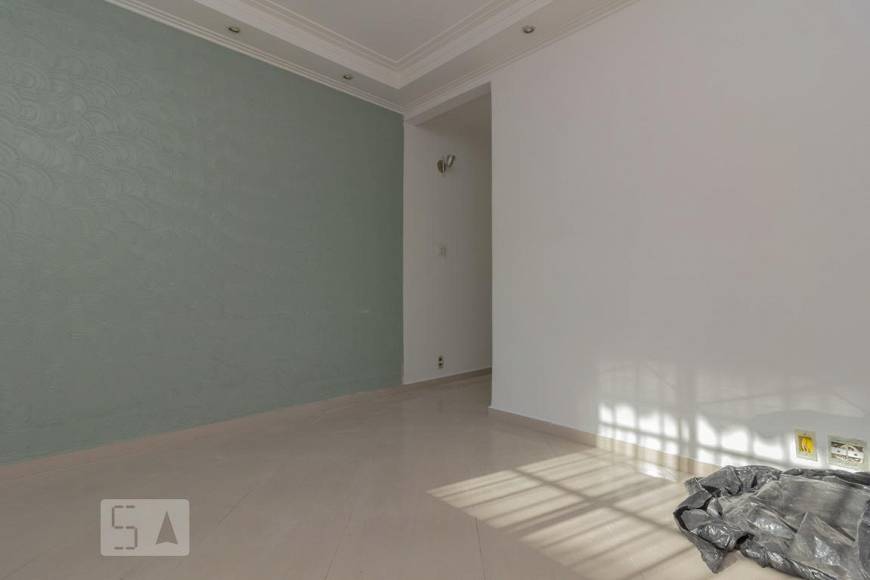 Foto 1 de Casa com 2 Quartos para alugar, 170m² em Vila das Mercês, São Paulo