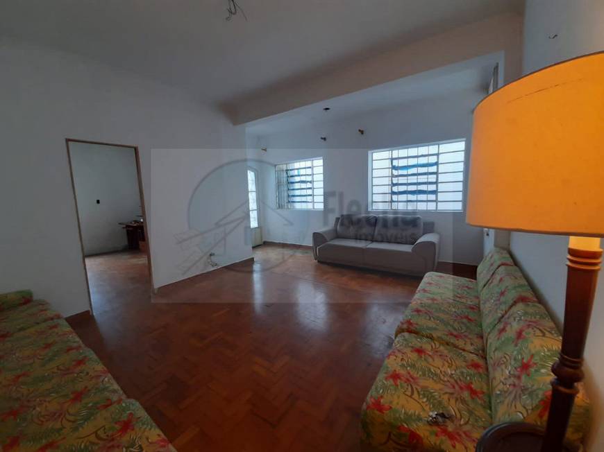 Foto 1 de Casa com 3 Quartos à venda, 230m² em Chácara Santo Antônio, São Paulo