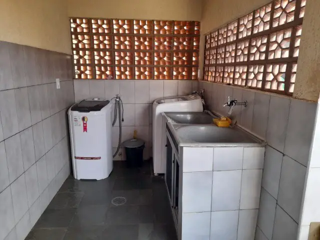 Foto 3 de Casa com 3 Quartos à venda, 240m² em Nossa Senhora Aparecida, Uberlândia