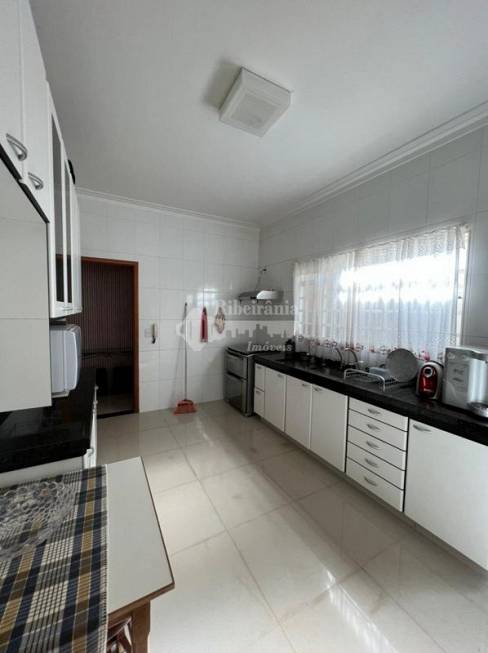 Foto 3 de Casa com 3 Quartos para alugar, 16382m² em Nova Ribeirânia, Ribeirão Preto