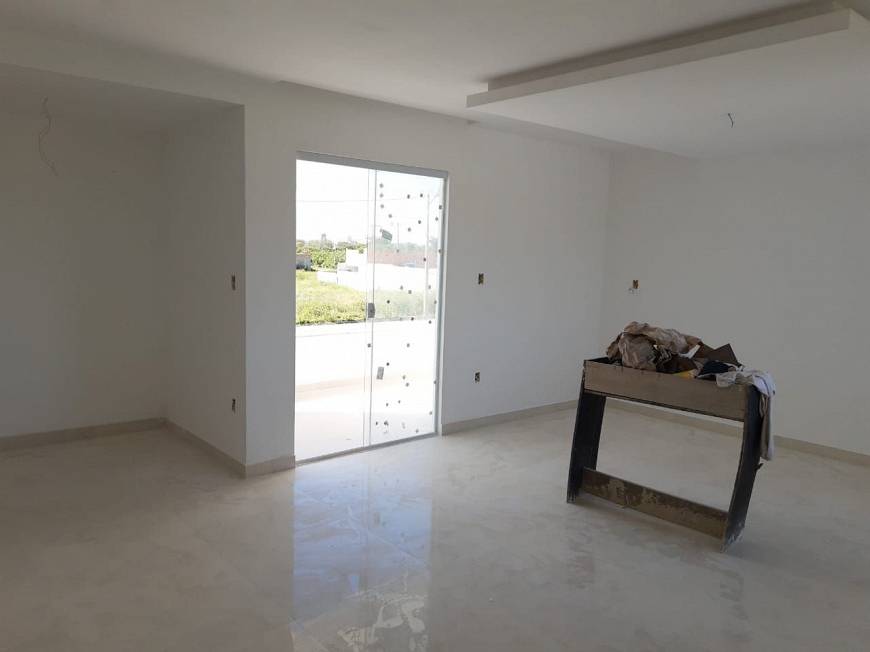 Foto 3 de Casa com 3 Quartos à venda, 133m² em Residencial Porto Seguro, Campos dos Goytacazes