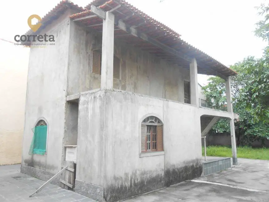 Foto 3 de Casa com 4 Quartos à venda, 80m² em Recanto, Rio das Ostras
