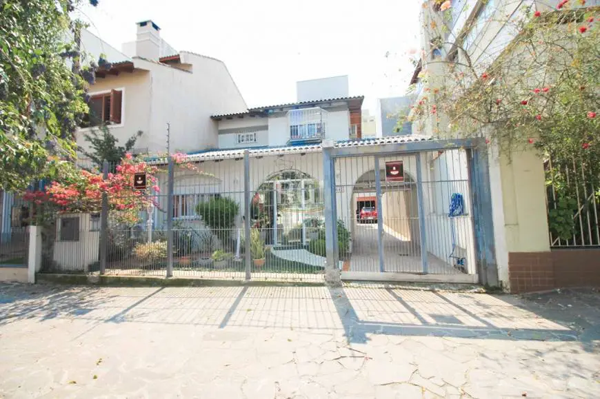 Foto 1 de Casa com 4 Quartos à venda, 310m² em Santana, Porto Alegre