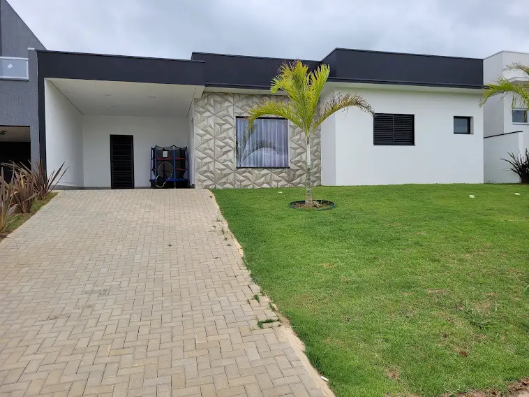 Foto 1 de Casa de Condomínio com 1 Quarto à venda, 170m² em , Porangaba
