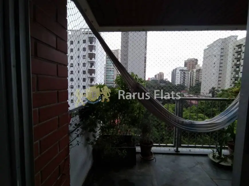 Foto 3 de Flat com 1 Quarto à venda, 32m² em Moema, São Paulo