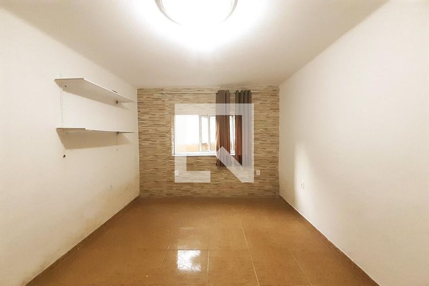 Foto 2 de Apartamento com 1 Quarto para alugar, 39m² em Del Castilho, Rio de Janeiro
