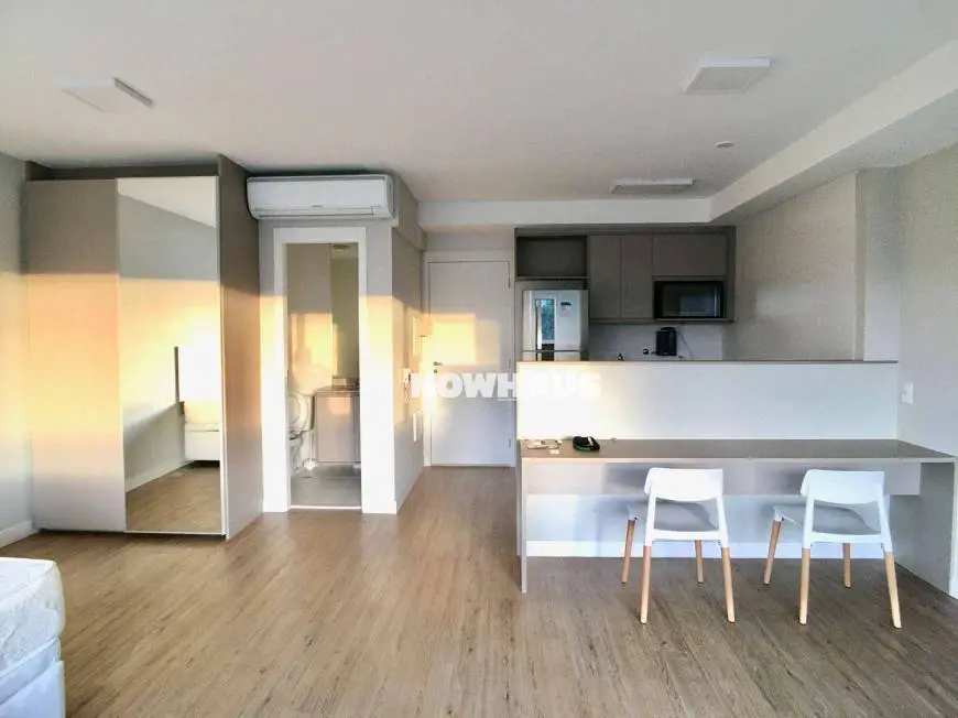 Foto 3 de Apartamento com 1 Quarto para alugar, 47m² em Granja Julieta, São Paulo