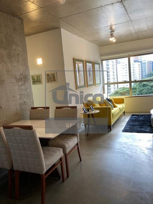 Foto 1 de Apartamento com 2 Quartos para alugar, 70m² em Cambuí, Campinas