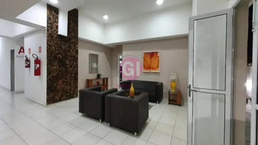 Foto 1 de Apartamento com 2 Quartos para alugar, 76m² em Centro, Jacareí