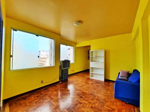 Foto 2 de Apartamento com 2 Quartos para alugar, 92m² em Centro, Porto Alegre