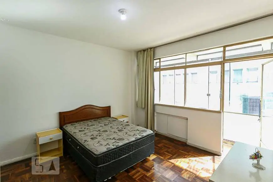 Foto 5 de Apartamento com 2 Quartos para alugar, 75m² em Centro Histórico, Porto Alegre