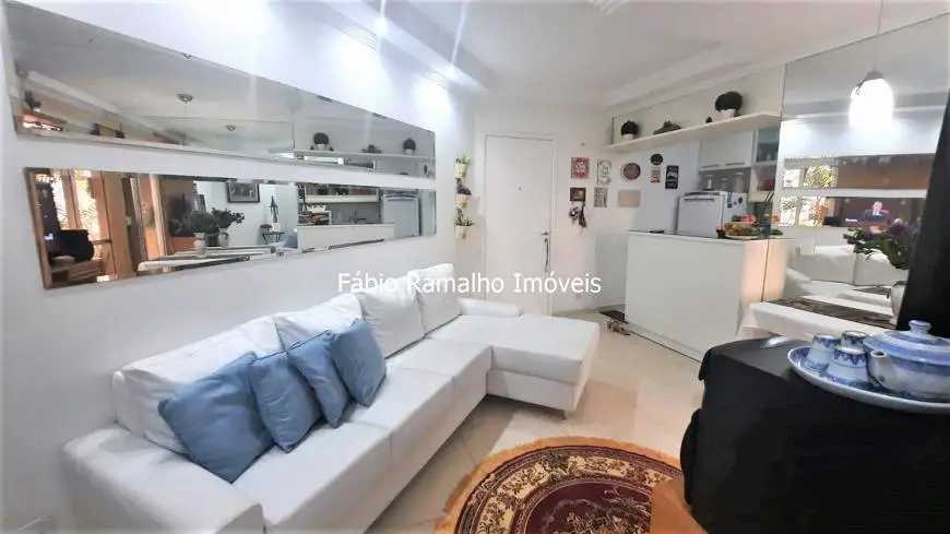 Foto 2 de Apartamento com 2 Quartos à venda, 48m² em Cidade Ademar, São Paulo