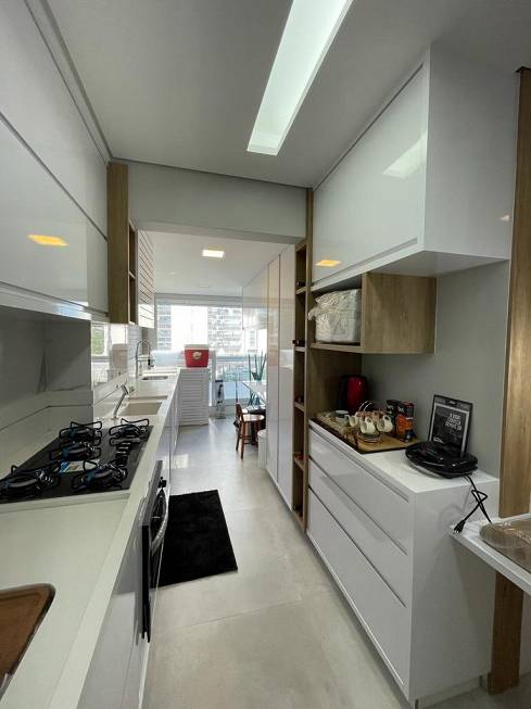 Foto 2 de Apartamento com 2 Quartos à venda, 66m² em Empresarial 18 do Forte, Barueri