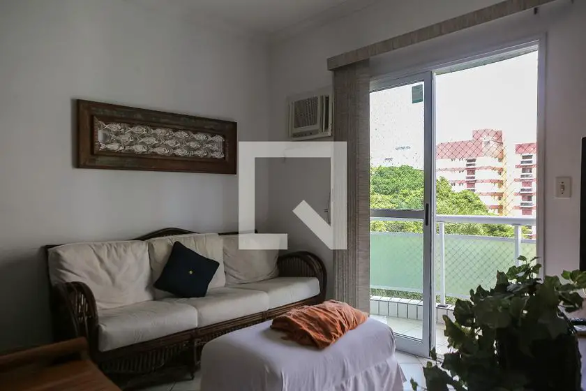 Foto 3 de Apartamento com 2 Quartos para alugar, 89m² em Gonzaga, Santos