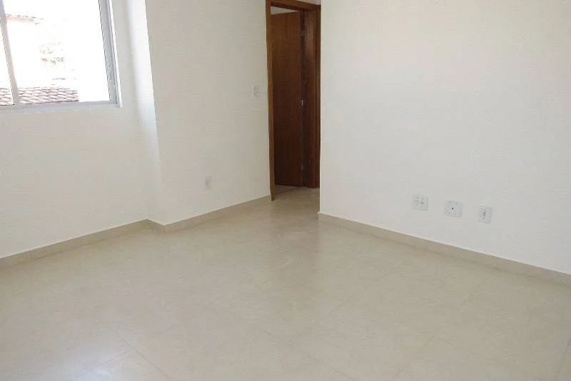 Foto 1 de Apartamento com 2 Quartos à venda, 43m² em São João Batista, Belo Horizonte