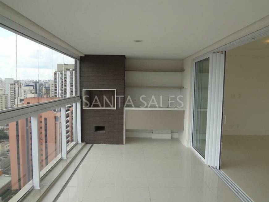 Foto 2 de Apartamento com 3 Quartos para alugar, 189m² em Indianópolis, São Paulo
