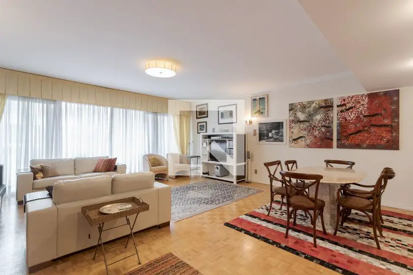 Foto 1 de Apartamento com 3 Quartos para alugar, 180m² em Moinhos de Vento, Porto Alegre