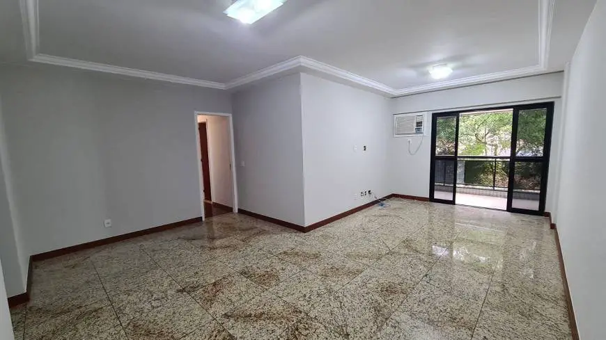 Foto 2 de Apartamento com 3 Quartos para alugar, 134m² em Tijuca, Rio de Janeiro