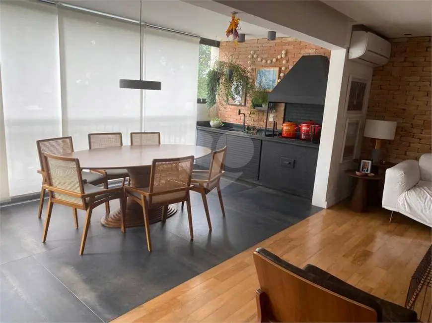 Foto 1 de Apartamento com 4 Quartos para venda ou aluguel, 198m² em Alto de Pinheiros, São Paulo