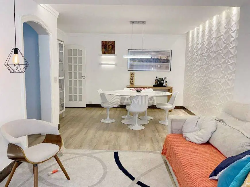 Foto 1 de Apartamento com 4 Quartos à venda, 136m² em Icaraí, Niterói