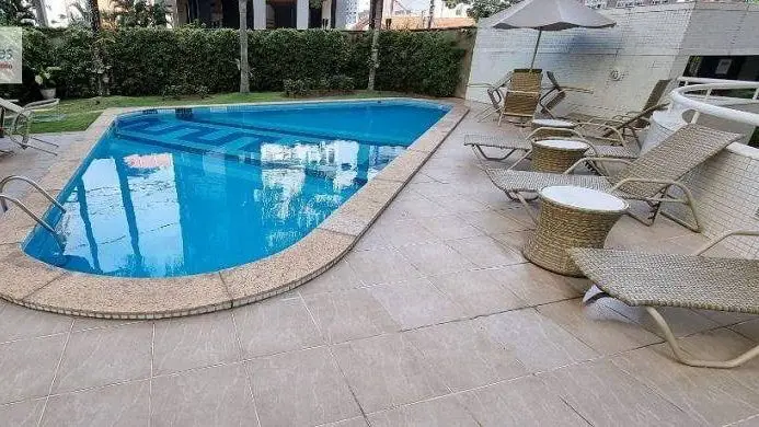 Foto 2 de Apartamento com 4 Quartos à venda, 200m² em Jardim Apipema, Salvador