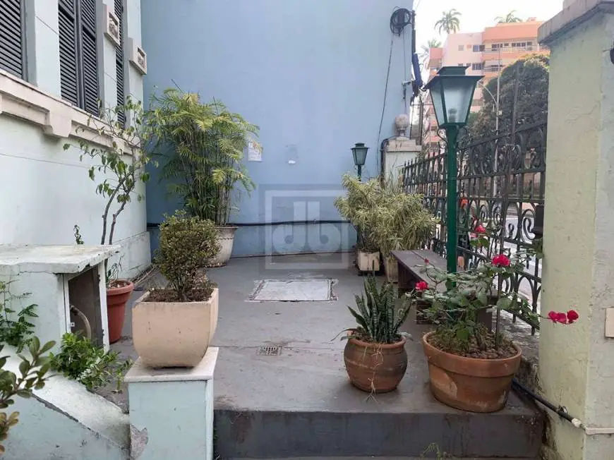 Foto 1 de Casa com 13 Quartos à venda, 437m² em Laranjeiras, Rio de Janeiro