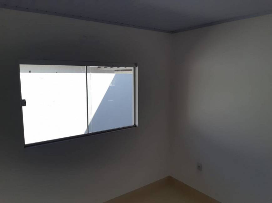 Foto 2 de Casa com 2 Quartos para alugar, 79m² em Boa Esperança, Cuiabá