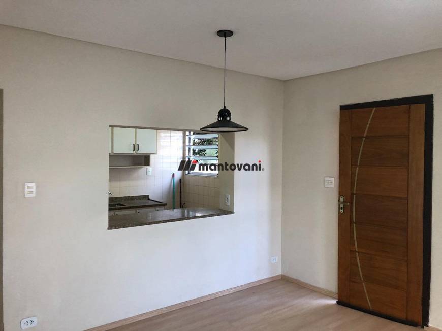 Foto 4 de Casa com 2 Quartos para alugar, 150m² em Chácara Mafalda, São Paulo