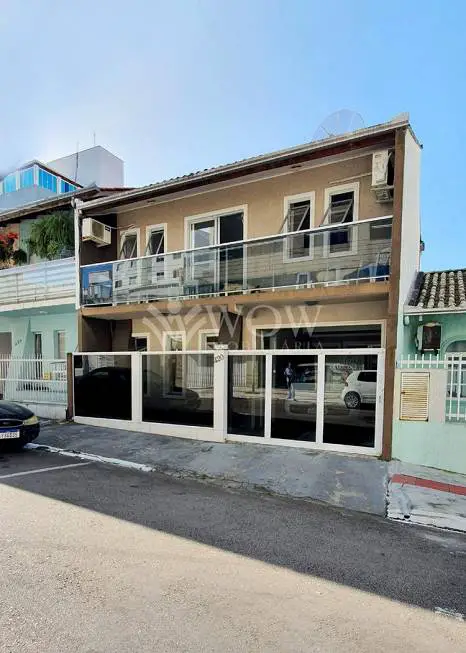 Foto 3 de Casa com 3 Quartos à venda, 111m² em Nacoes, Balneário Camboriú