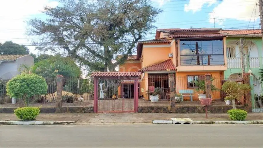 Foto 1 de Casa com 4 Quartos à venda, 300m² em Santa Isabel, Viamão