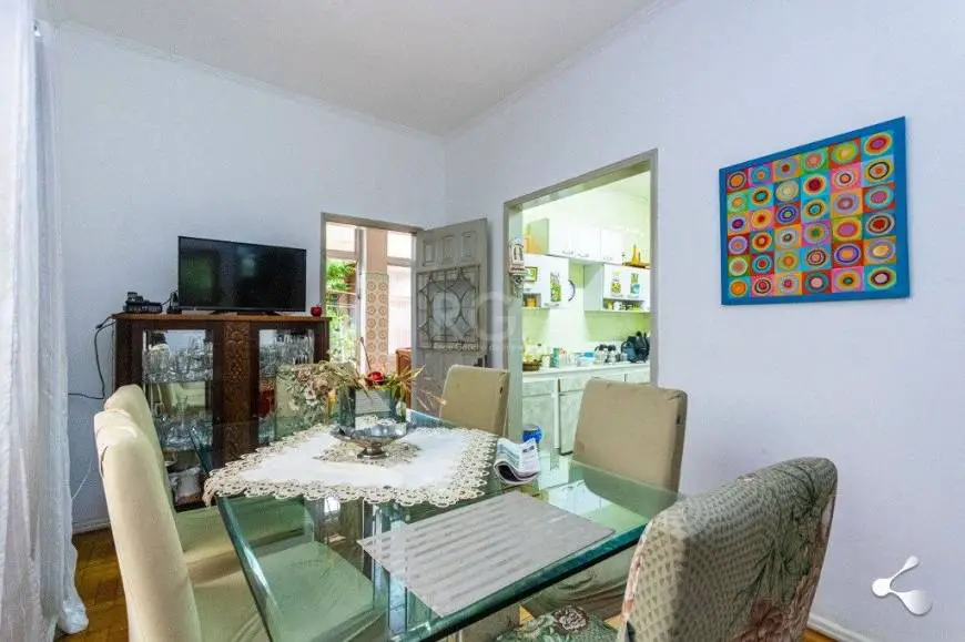 Foto 2 de Casa com 4 Quartos à venda, 221m² em São Geraldo, Porto Alegre
