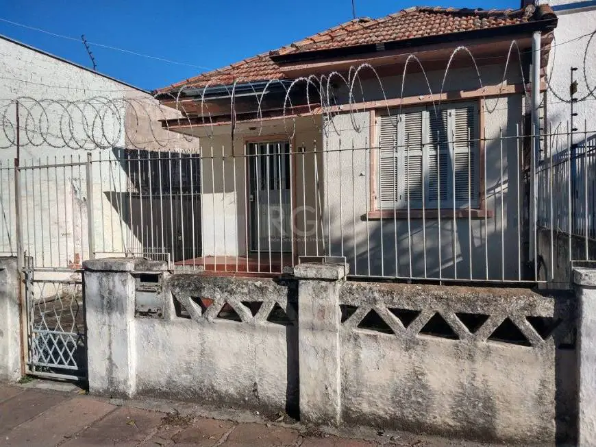 Foto 3 de Casa com 5 Quartos à venda, 80m² em São Geraldo, Porto Alegre