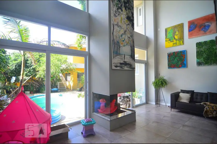 Foto 1 de Casa com 6 Quartos para alugar, 600m² em Igara, Canoas