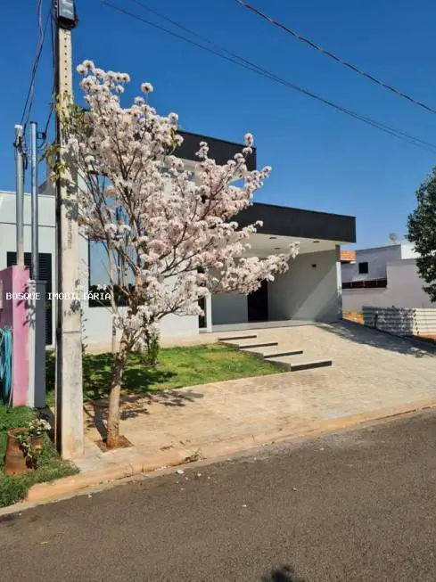 Foto 2 de Casa de Condomínio com 3 Quartos à venda, 240m² em Jardim Paulista, Presidente Prudente