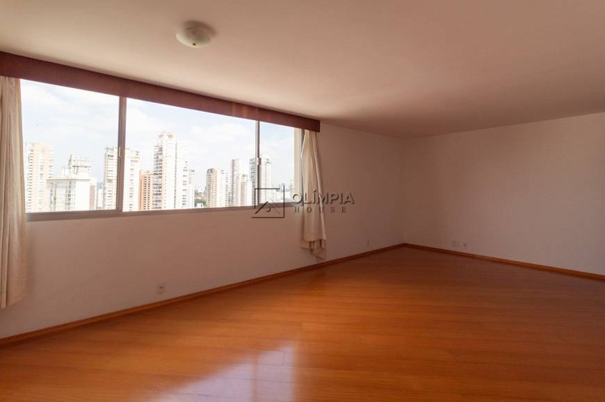 Foto 1 de Cobertura com 4 Quartos para alugar, 210m² em Vila Mariana, São Paulo