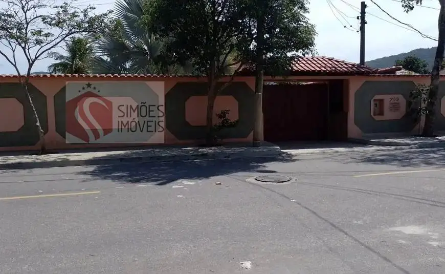 Foto 1 de Sobrado com 3 Quartos à venda, 452m² em Barroco, Maricá