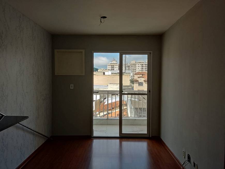 Foto 1 de Apartamento com 2 Quartos para alugar, 62m² em Centro, Niterói