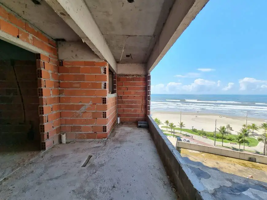 Foto 3 de Apartamento com 2 Quartos à venda, 75m² em Maracanã, Praia Grande