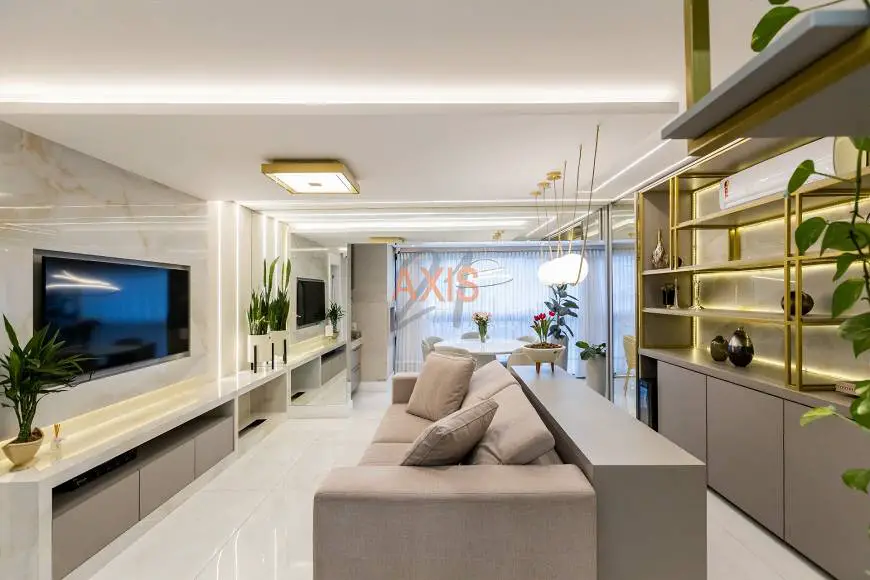 Foto 3 de Apartamento com 2 Quartos à venda, 83m² em Mercês, Curitiba