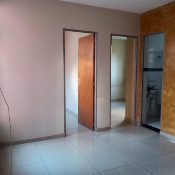Foto 3 de Apartamento com 2 Quartos para alugar, 50m² em Solar do Barreiro, Belo Horizonte